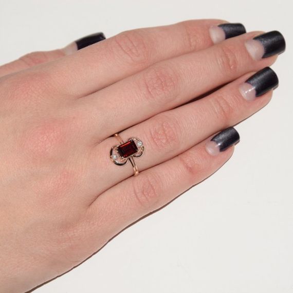 Кольцо из красного золота с гранатом 16.5 | Зображення 3