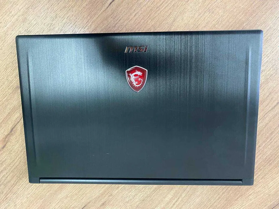 Ноутбук MSI GS63VR 7RF 15.6"FHD/IPS/i7 7700HQ/16Gb/SSD256Gb M2/GTX1060-6Gb | Зображення 4
