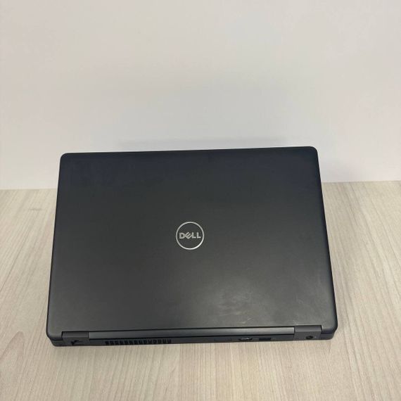 Ультрабук Dell Latitude 5480 / 14" (1366x768) TN / Intel Core i7-6600U (2 (4) ядра по 2.6 - 3.4 GHz) / 16 GB DDR4 / 256 GB SSD NVMe / nVidia GeForce 930MX, 2 GB DDR3, 64-bit / WebCam б/у | Зображення 2