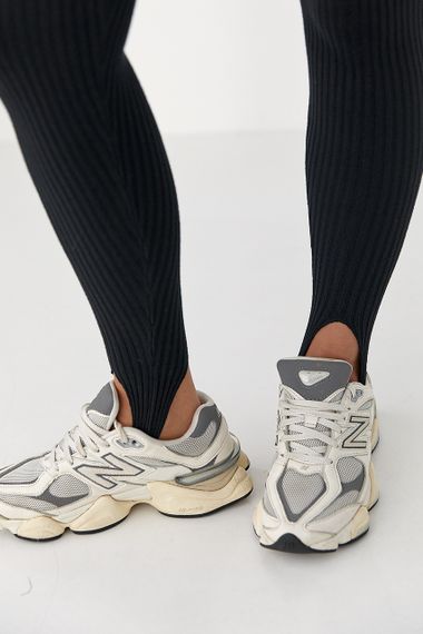 Трикотажні лосини в рубчик зі штрипками - чорний цвет, ONE SIZE (є розміри) | Зображення 3