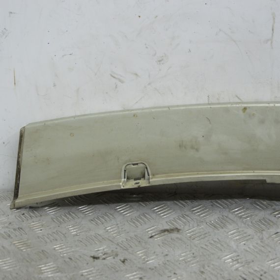 Накладка бампера Renault Laguna II 2000-2008 Молдинг кришки багажника Рено Лагуна 2 G000021658 | Зображення 1