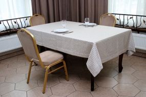 Скатертина Kayra "Шахматка", 160 х 285 см