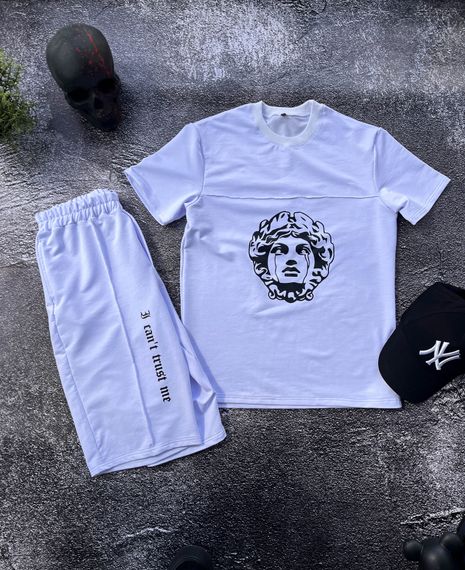 Спортивний костюм