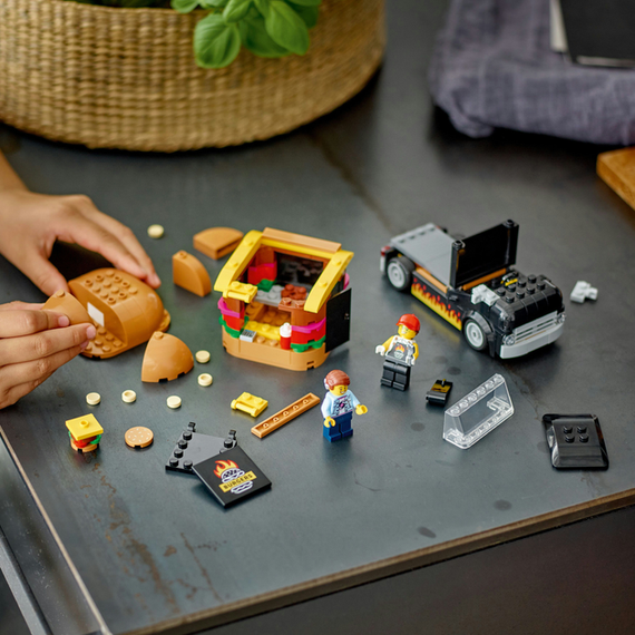 Конструктор LEGO City Вантажівка з гамбургерами 194 деталей (60404) ff | Зображення 4
