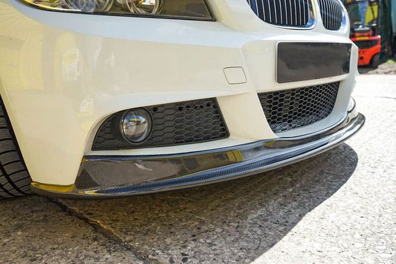 Накладка на передній бампер Lip (для E90 M-Sport 2008-2011, Карбон) для BMW 3 серія E-90/91/92/93 рр | Зображення 4