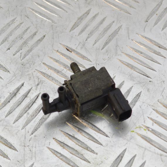 Клапан абсорбера парів палива 1.1 Hyundai Atos i10 2003-2013 Соленоїдний клапан Хюндай Атос ай10 3946038450