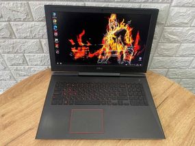 Ноутбук Dell Inspiron 7577 15.6" IPS i7 7700HQ 16Gb SSD256+HDD1Tb GTX1060 MaxQ