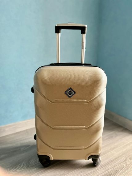 Валіза дорожня пластикова на колесах Bonro 2019 мала ручна поклажа шампань 10500408 | Зображення 5
