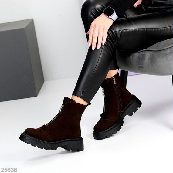 Теплые повседневные замшевые ботинки на молнии цвет Шоколад | Зображення 7