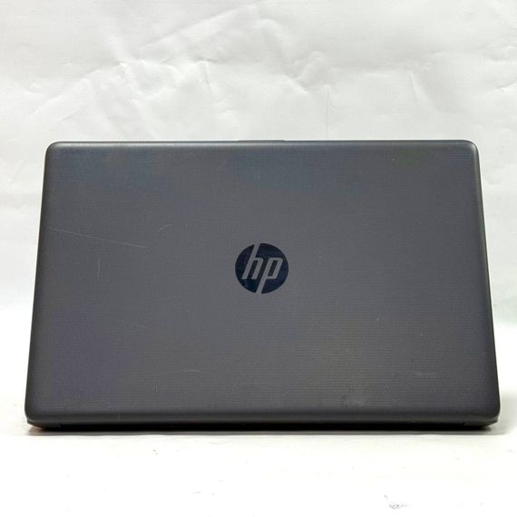 Ноутбук HP 250 G7 / 15.6" (1366x768) TN / Intel Celeron N4000 (2 ядра по 1.1 - 2.6 GHz) / 8 GB DDR4 / 128 GB SSD / Intel UHD Graphics 600 / WebCam / Windows 10 Pro б/в | Зображення 6
