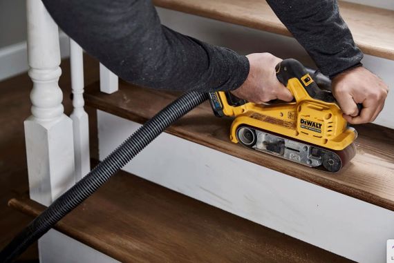 Стрічкова акумуляторна шліфмашина DeWalt без АКБ та ЗП DCW220N | Зображення 1