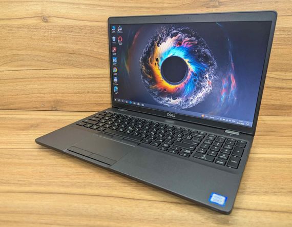 Ультрабук Dell Latitude 5500 / 15.6" (1366x768) TN / Intel Core i7-8665U (4 (8) ядра по 1.9 - 4.8 GHz) / 8 GB DDR4 / 256 GB SSD / Intel UHD Graphics / WebCam / Windows 10 б/у + Подарок Беспроводная мышь / USB | Зображення 4