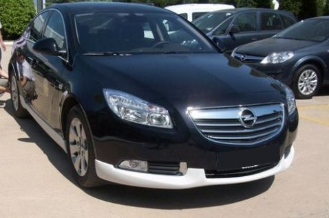 Передняя нижняя накладка (под покраску) для Opel Insignia 2008-2017 гг