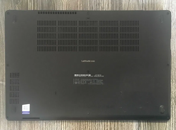 Ноутбук  Dell Latitude 5580 15.6''FHD,IPS/i7-7600U/16Gb/256 GB SSD | Зображення 4