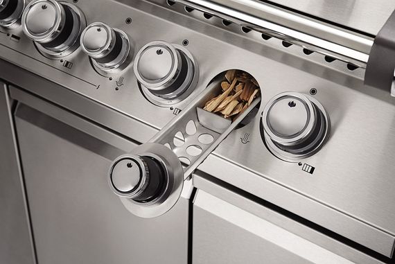 Газовий гриль Napoleon Prestige PRO 825 RSBI з бічним пальником Sizzle Zone і вертілем (69532) нерж сталь PRO825RSBIPSS-3-RC Код: 005767 | Зображення 7