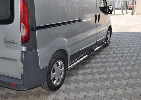 Бічні труби (2 шт., нерж.) 60 мм, коротка база для Renault Trafic 2015-2024 рр