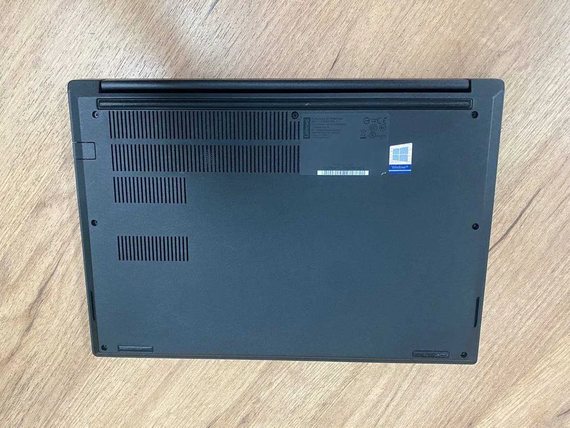 Ноутбук Lenovo ThinkPad E14 14"FHD/IPS/i5 10210U/8Gb/SSD240Gb/Intel UHD | Зображення 2