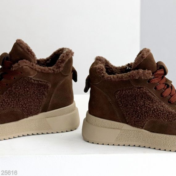Спортивные замшевые Шоколадные ботинки с мехом на бежевой подошве | Зображення 8