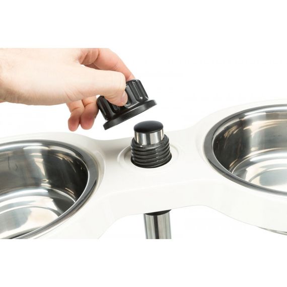 Миски Trixie для собак на регульованій підставці білі меламін/метал 2х2,4 л 25 см | Зображення 6