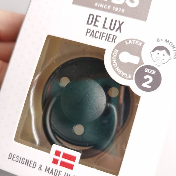 Соска пустушка Bibs De Lux round 6-18 міс Latex Black | Зображення 1