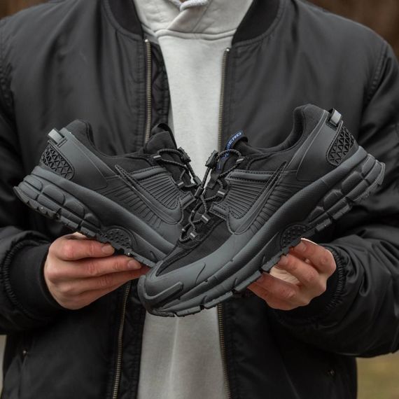 Демісезонні кросівки Nike колір чорний | Зображення 1