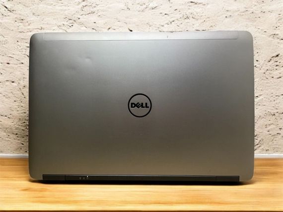 Ноутбук Б-класс Dell Latitude E6540 / 14" (1366x768) TN / Intel Core i5-4210M (2 (4) ядра по 2.6 - 3.2 GHz) / 8 GB DDR3 / 256 GB SSD / Intel HD Graphic 4600 / WebCam б/у | Зображення 4