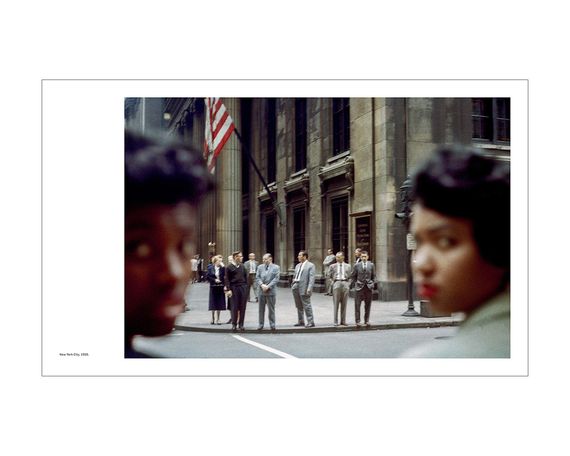 Книга для фотографов с работами Вивиан Майер Vivian Maier "The Color Work" книги про уличную фотографию | Зображення 2