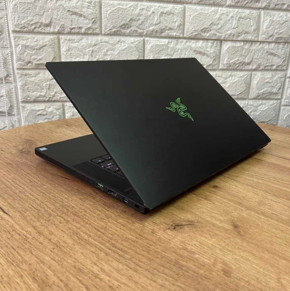 Ноутбук Razer Blade 15 FHD IPS 144Hz i7 9750H 16Gb SSD 128Gb+HDD1Tb RTX 2060 Б/В | Зображення 5