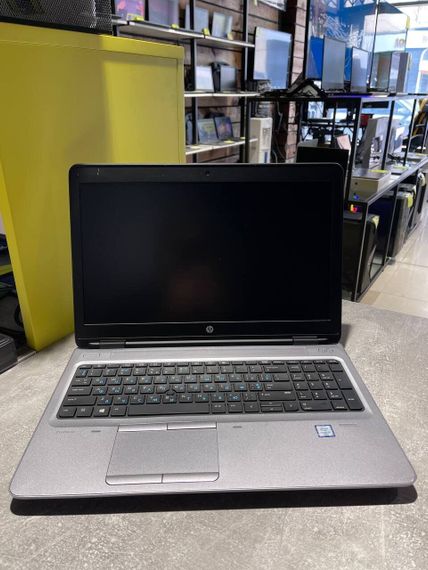 Ноутбук HP Probook 640 G2 / 14" (1366x768) TN / Intel Core i3-6006U (2 (4) ядра по 2.0 GHz) / 16 GB DDR4 / 240 GB SSD / Intel HD Graphics 520 / WebCam / 3G б/у | Зображення 1