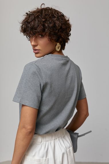 Жіноча трикотажна футболка з вишитими написами - сірий цвет, ONE SIZE (є розміри) | Зображення 1