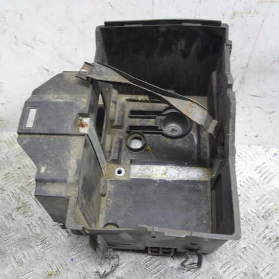 Полиця акумулятора Ford Focus II C-Max 2004-2012 Підставка корпус акб Форд Фокус 2 Ц-Макс 3M5110723AP | Зображення 2