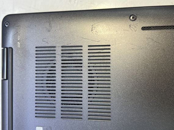 Ультрабук-трансформер Б-клас Dell Latitude 7430 / 14" (1920x1080) IPS / Intel Core i7-1265U (10 (12) ядер по 3.6 - 4.8 GHz) / 32 GB DDR4 / 480 GB SSD / Intel Iris Xe Graphics / WebCam б/в + Подарунок Бездротова миша HOCO GM28 | Зображення 6