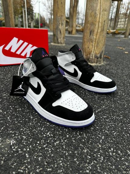 Зимові кросівки Nike Air Jordan Retro 1 топ якість  чорно-білі з фіолетовим | Зображення 4