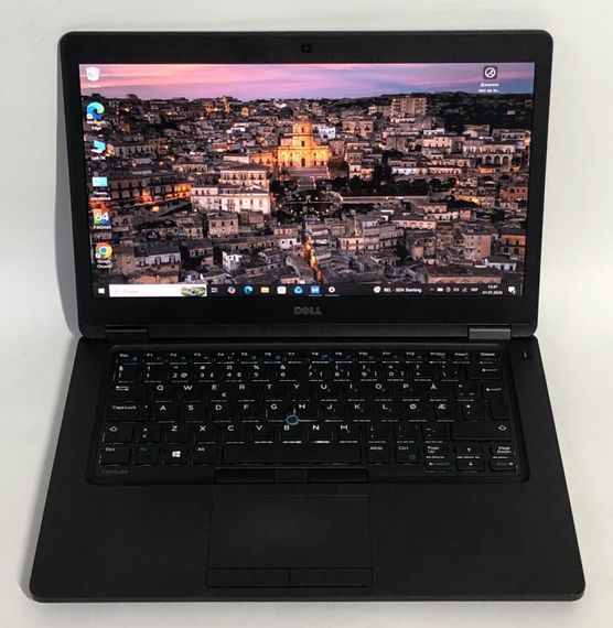 Ноутбук Dell Latitude 5480 / 14" (1920x1080) IPS / Intel Core i5-7440HQ (4 ядра по 2.8 - 3.8 GHz) / 8 GB DDR4 / 256 GB SSD / Intel HD Graphics 630 / WebCam / Win 10 Pro б/в + Подарунок Флеш-накопичувач Kingston DataTraveler Exodia S 64 ГБ | Зображення 1