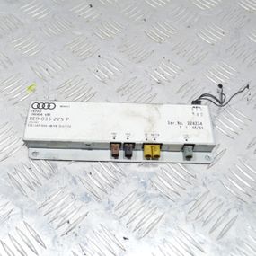 Підсилювач антени Audi A4 B7 2004-2008 Модуль антени радіо Ауді а4 б7 8E9035225P