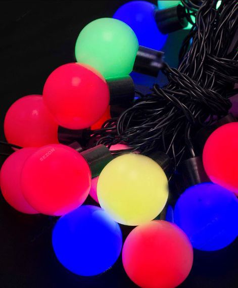 Гирлянда Шарики 50мм 20 LED 7м переходник