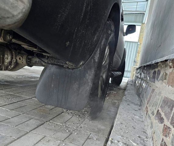 Задние брызговики (2 шт.) для Nissan Navara 2006-2015 гг | Зображення 3