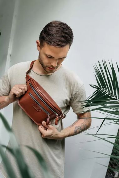 Шкіряна поясна сумка Skin and Skin Bum Bag 30х17х8 см Коньячна (WB05CO) | Зображення 7