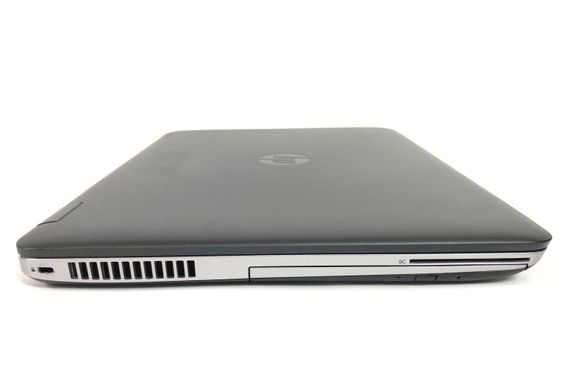 Ноутбук Б-клас HP ProBook 650 G2 / 15.6" (1366x768) TN / Intel Core i7-6820HQ (4 (8) ядра по 2.7 - 3.6 GHz) / 8 GB DDR4 / 256 GB SSD / Intel HD Graphics 530 / WebCam / DVD-ROM / Win 10 Pro б/в + Подарунок Флеш-накопичувач Kingston 64 GB | Зображення 3