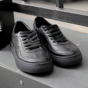 Класичні чорні кеди Ікос – універсальний вибір для будь-якого стилю 42 розмір