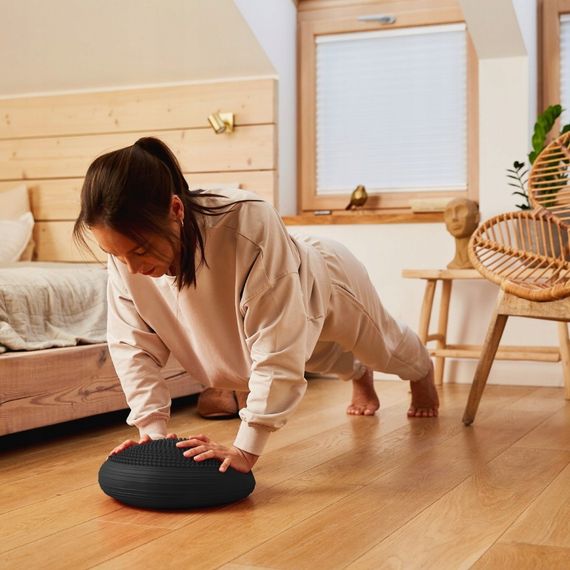 Балансувальна подушка-диск 4FIZJO MED+ 33 см (сенсомоторна) масажна Black 4FJ0051 (P-5907739310149) | Зображення 2