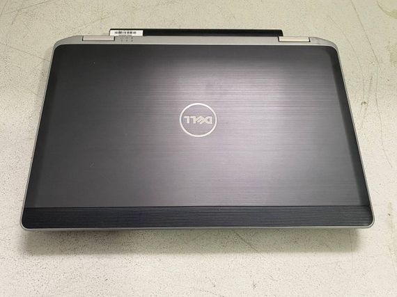 Ноутбук Dell Latitude E6330 / 13.3" (1366x768) TN / Intel Core i7-3520M (2 (4) ядра по 2.9 - 3.6 GHz) / 8 GB DDR3 / 128 GB SSD / Intel HD Graphics 4000 / WebCam / DVD-ROM б/у | Зображення 6