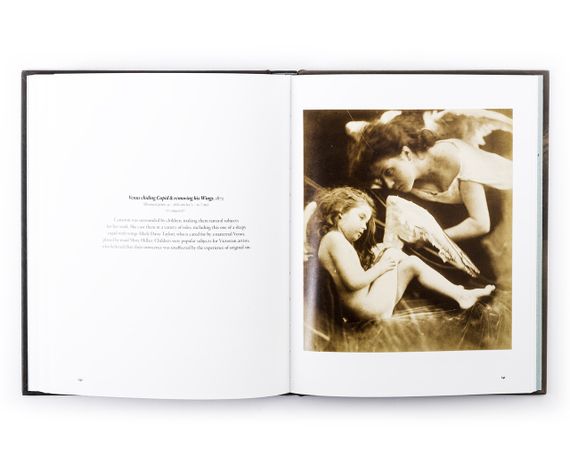 Книга для фотографов о портретной фотографии Джулии Маргарет Камерон Julia Margaret Cameron: Arresting Beauty | Зображення 3