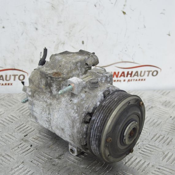 Компресор кондиціонера Skoda Fabia Roomster Шкода Фабія Румстер 6Q0820803R