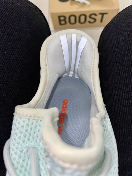 Кросівки Adidas Yeesy Boost 350 V2 (blue / green) | Зображення 9