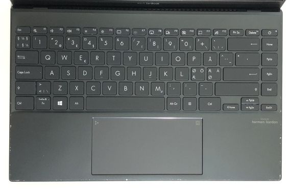 Ультрабук Б-класс Asus ZenBook UX425QA / 14" (1920x1080) IPS / AMD Ryzen 7 5800H (8 (16) ядер по 3.2 - 4.4 GHz) / 16 GB DDR4 / 512 GB SSD NVMe / AMD Radeon RX Vega 8 Graphics / WebCam / Win 11 Home б/у + Подарок Флеш-накопитель Kingston 64GB | Зображення 7