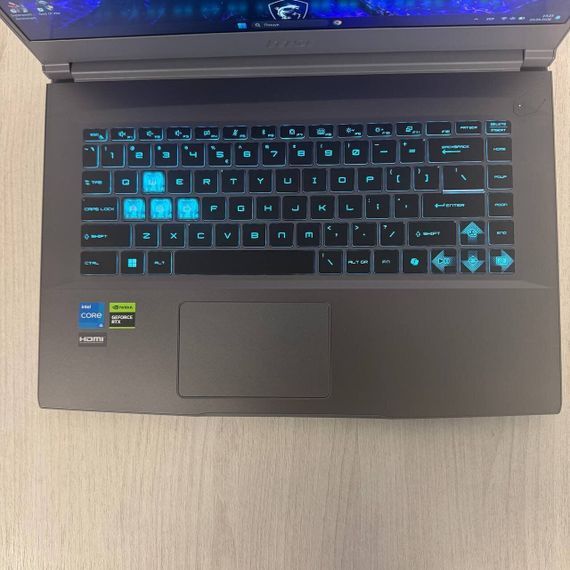 Игровой ноутбук MSI Thin 15 B13vf / 15.6" (1920x1080) IPS / Intel Core i5-13420H (8 (12) ядер по 3.4 - 4.6 GHz) / 16 GB DDR5 / 512 GB SSD / nVidia GeForce RTX 4060, 8 GB GDDR6, 128-bit / WebCam б/у | Зображення 2