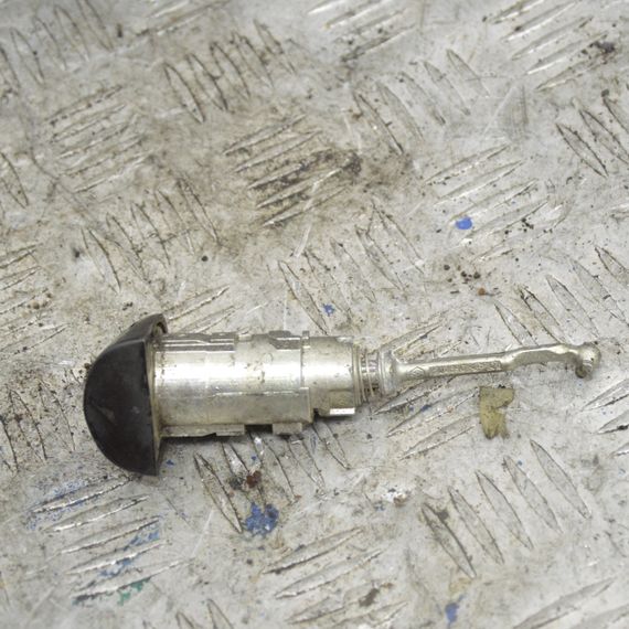 Личинка замка дверей Renault Laguna III 2007-2015 Личинка дверного замка Рено Лагуна 3 502896 501992 | Зображення 1