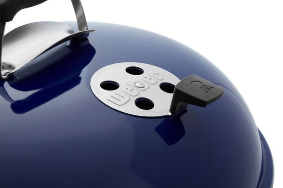 Вугільний гриль Weber Master-Touch GBS С-5750 57 см, синій | Зображення 2
