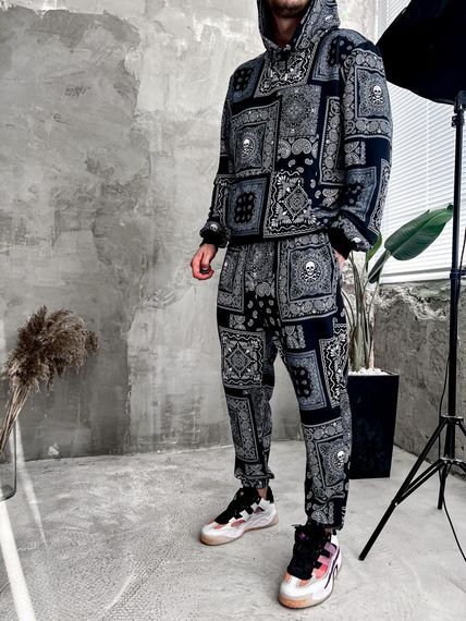 Спортивний костюм